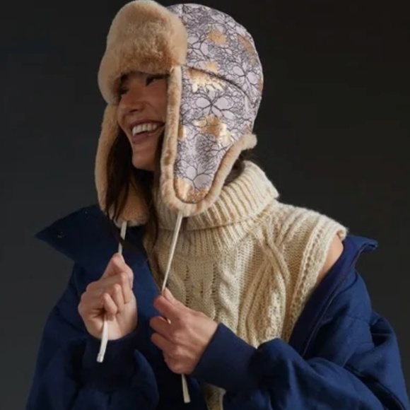 Anthropologie Accessories - Anthropologie Fur Lined Foiled Trapper Hat Rose Gold New